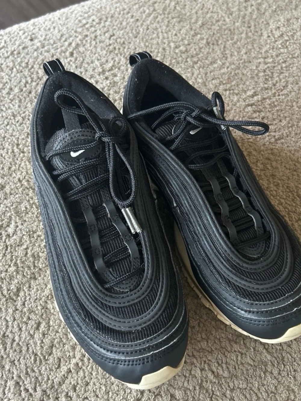 Nike Black Low-Top Athletic Sneakers